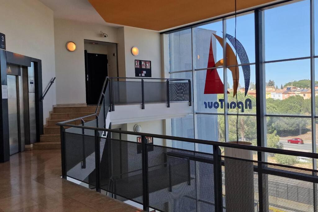 Apartment With Free Parking And Pool 볼무요스 외부 사진