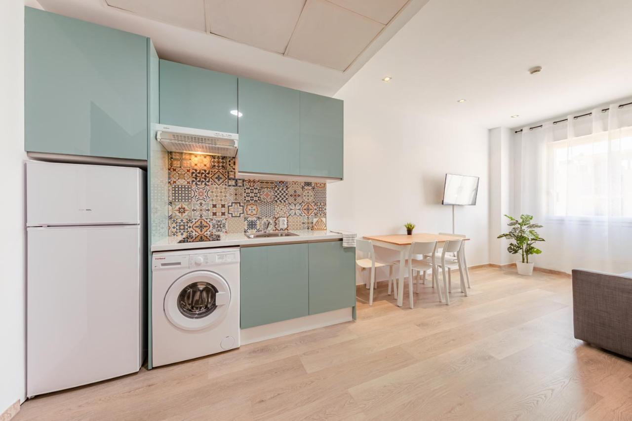 Apartment With Free Parking And Pool 볼무요스 외부 사진