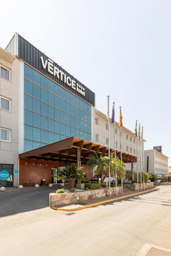 Apartment With Free Parking And Pool 볼무요스 외부 사진