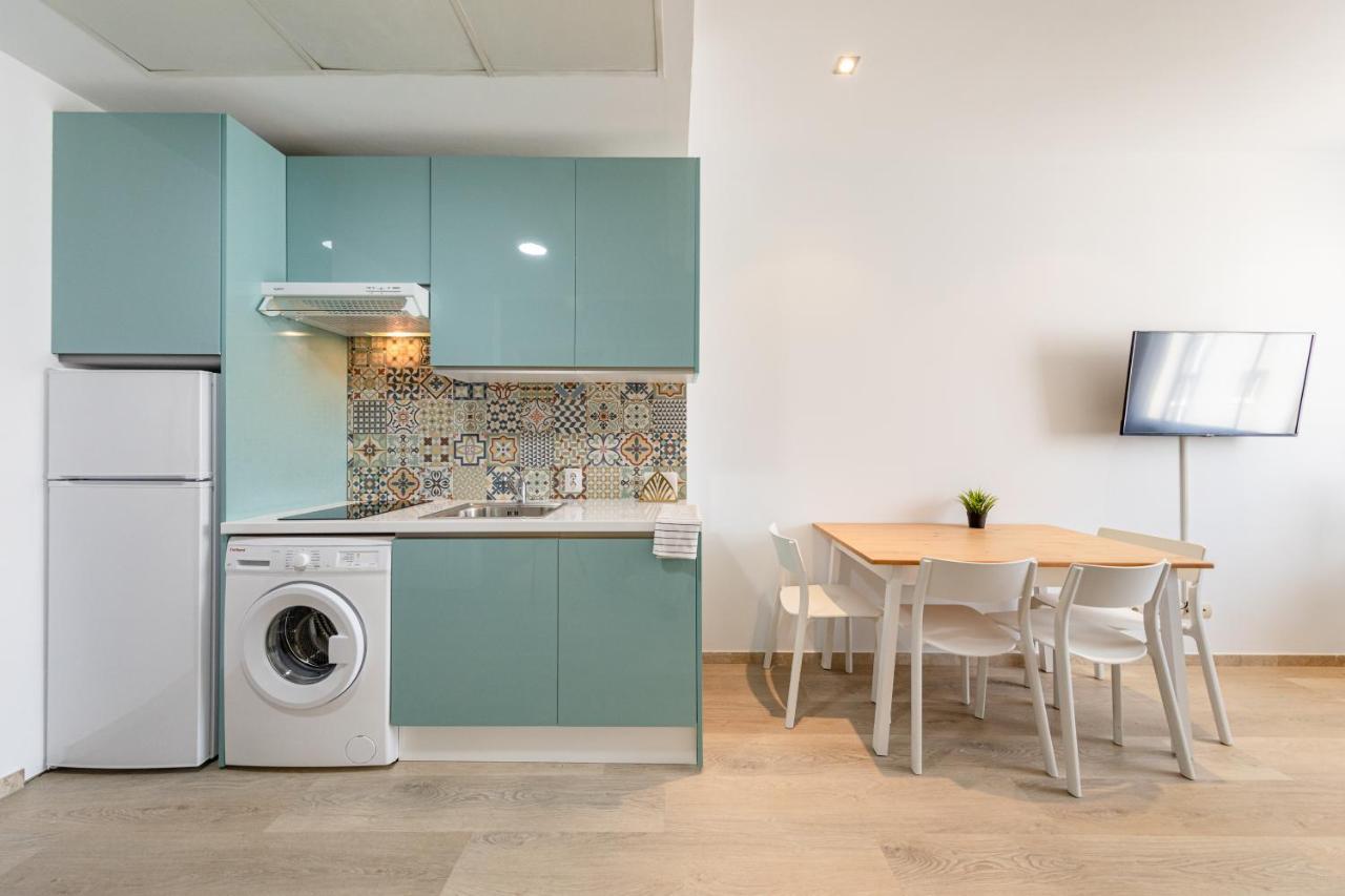 Apartment With Free Parking And Pool 볼무요스 외부 사진