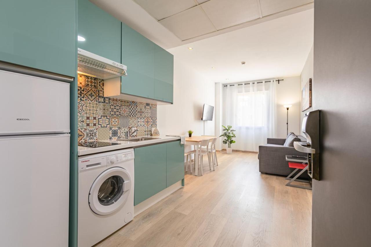 Apartment With Free Parking And Pool 볼무요스 외부 사진