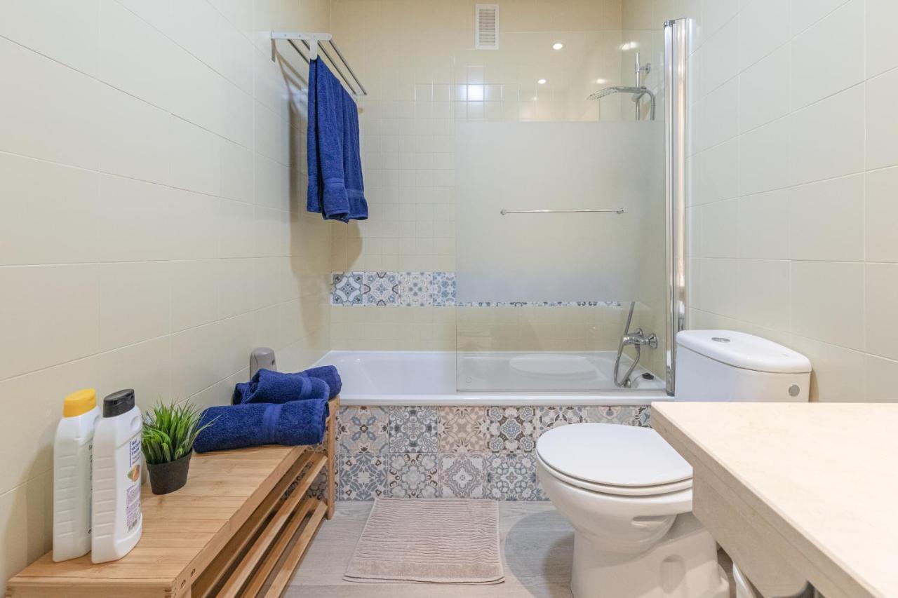 Apartment With Free Parking And Pool 볼무요스 외부 사진